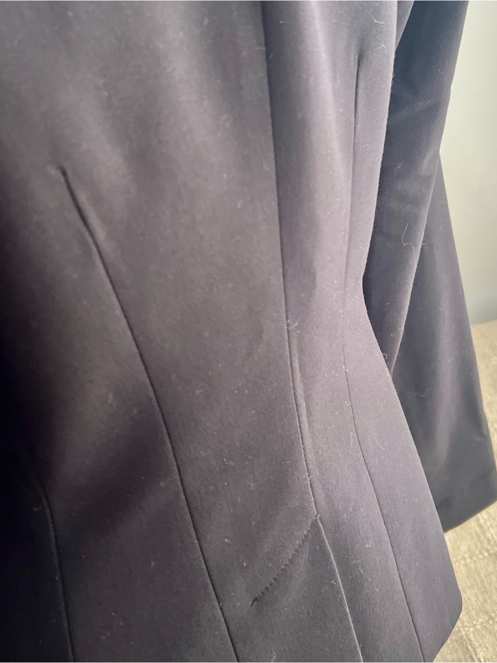 BCBGMAXAZRIA Classic Black Shawl Collar Blazer - Women's Tailored Suit Jacket - Picture 3 of 6